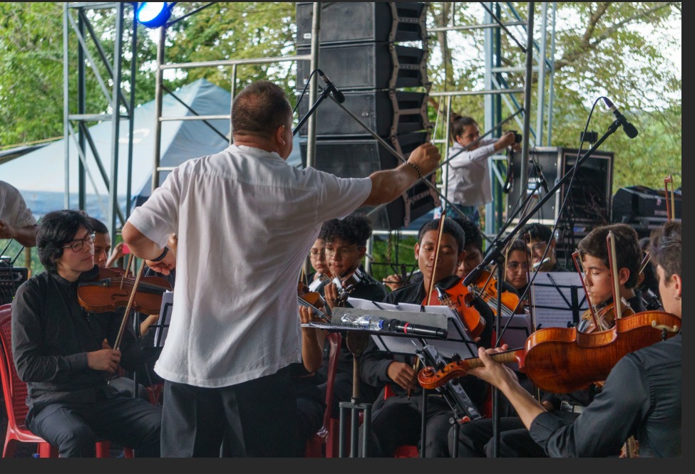 Imagen profesor Carlos rene Ordoñez Mora